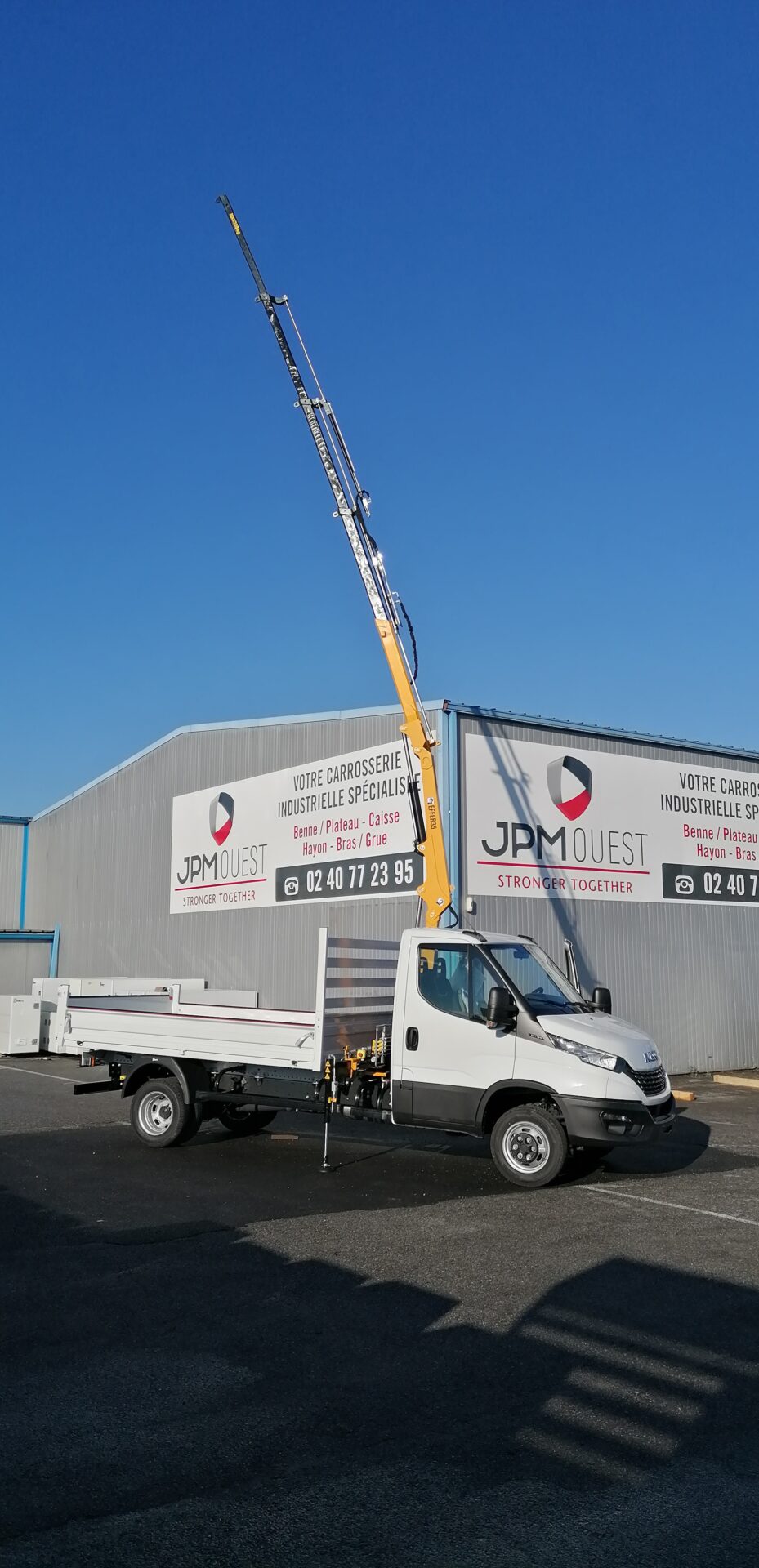 Grue dos cabine, étude de charge et compatibilité, prise de mouvement.